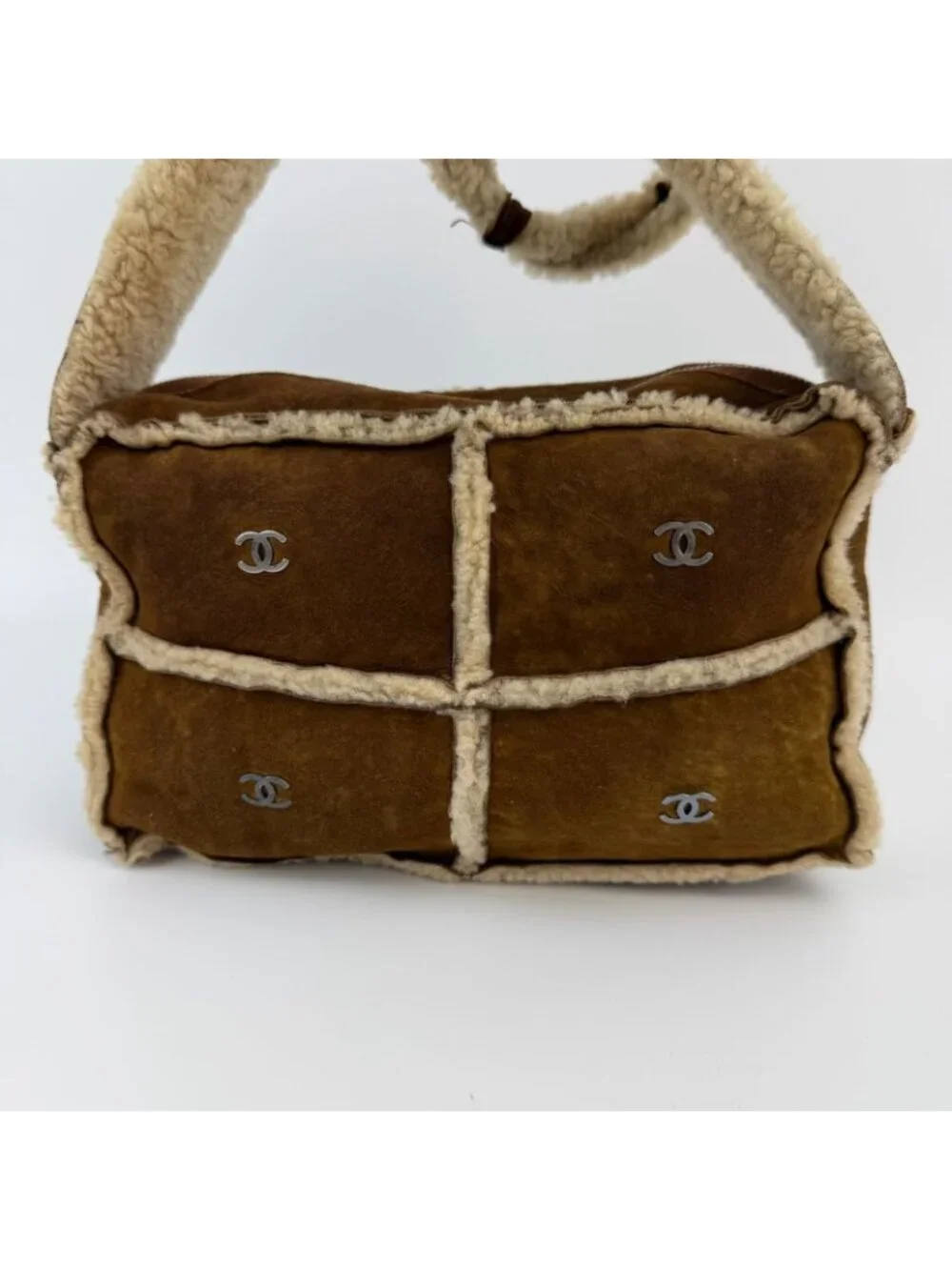Chanel CC Logo Shoulder Bag Brown Shearling Suede Vintage - Picture 2 of 15